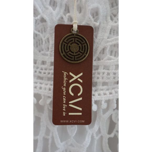 XCVI 14183 Women's Sz Medium White Signy Drapey Crochet Top Blouse $128 - Picture 3 of 16